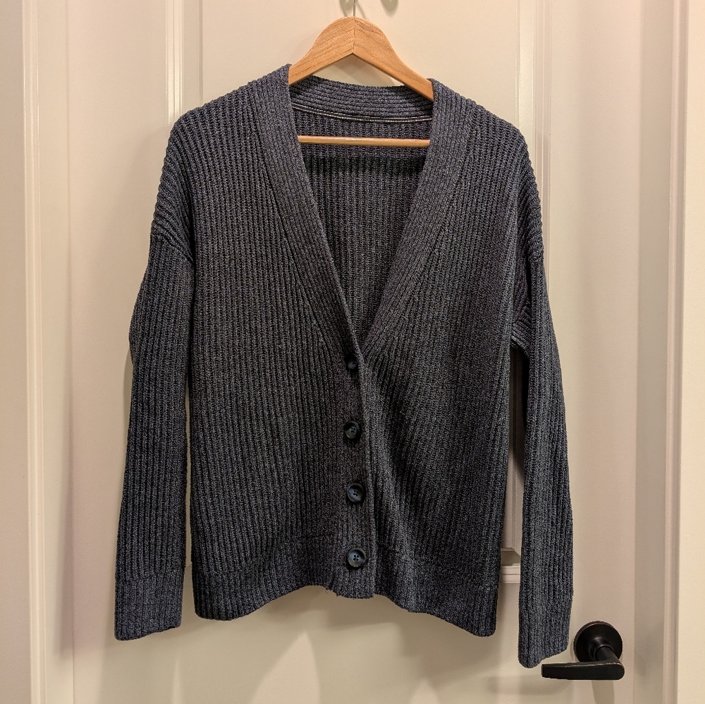 Denver Hayes Gray Women's Cardigan Sweater
